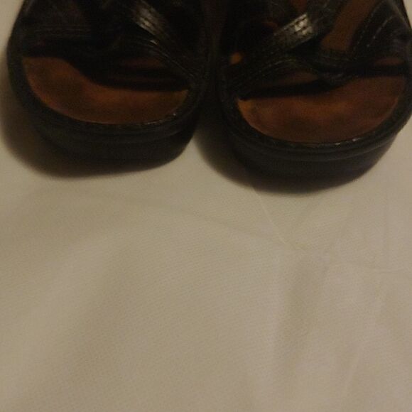Naot Paris Sandal Size 41. Gently worn. Black. - Picture 4 of 6